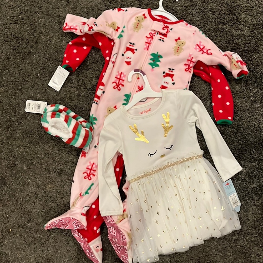 Kids Christmas bundle. Size 2T
